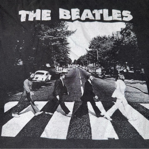 The Beatles Black & White Abbey Road Graphic T-shirt - Picture 3 of 6